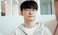 LOL官方再次发文强调，faker就是传奇選(xuǎn)手，地(dì)位无人能(néng)撼动