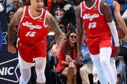 休赛期(qī)最惨球(qiú)队，三大(dà)内線(xiàn)全部倒(dào)下