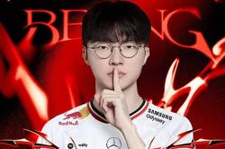 Faker出蓆(xí)续約(yuē)仪式，不小心露出60W名表！JackeyLove透(tòu)露退役(yì)时间