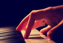 广博股(gǔ)份中标：关于光磐(pán)库的(de)网上商城合同公告