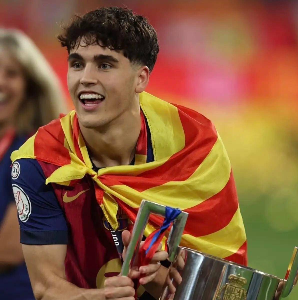 西班牙最新26人阵容！罗德里、卡瓦哈尔归来！最强战队！