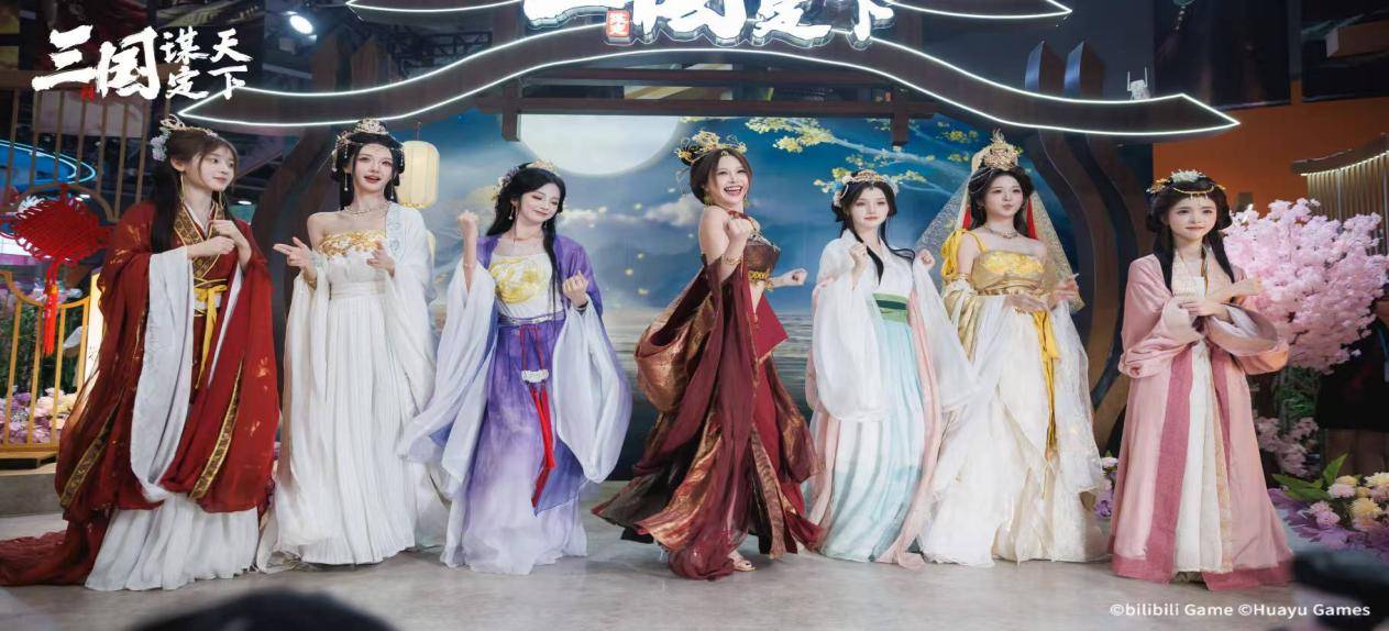 LOL转会像排兵布阵?这游戏教你策略的门道