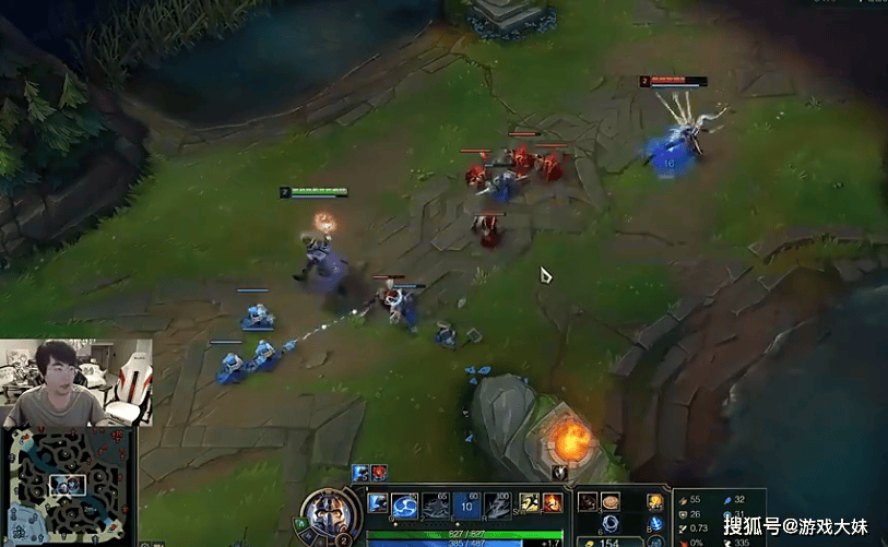 姿态体验WASD操作LOL，轻松实现脚本级走位，堪称物理外挂